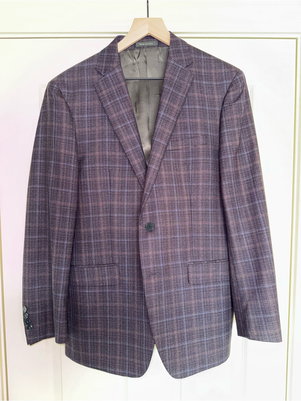 Calvin Klein Men’s Plaid Blazer in Burgundy and Grey/Blue - Sportcoat 42R